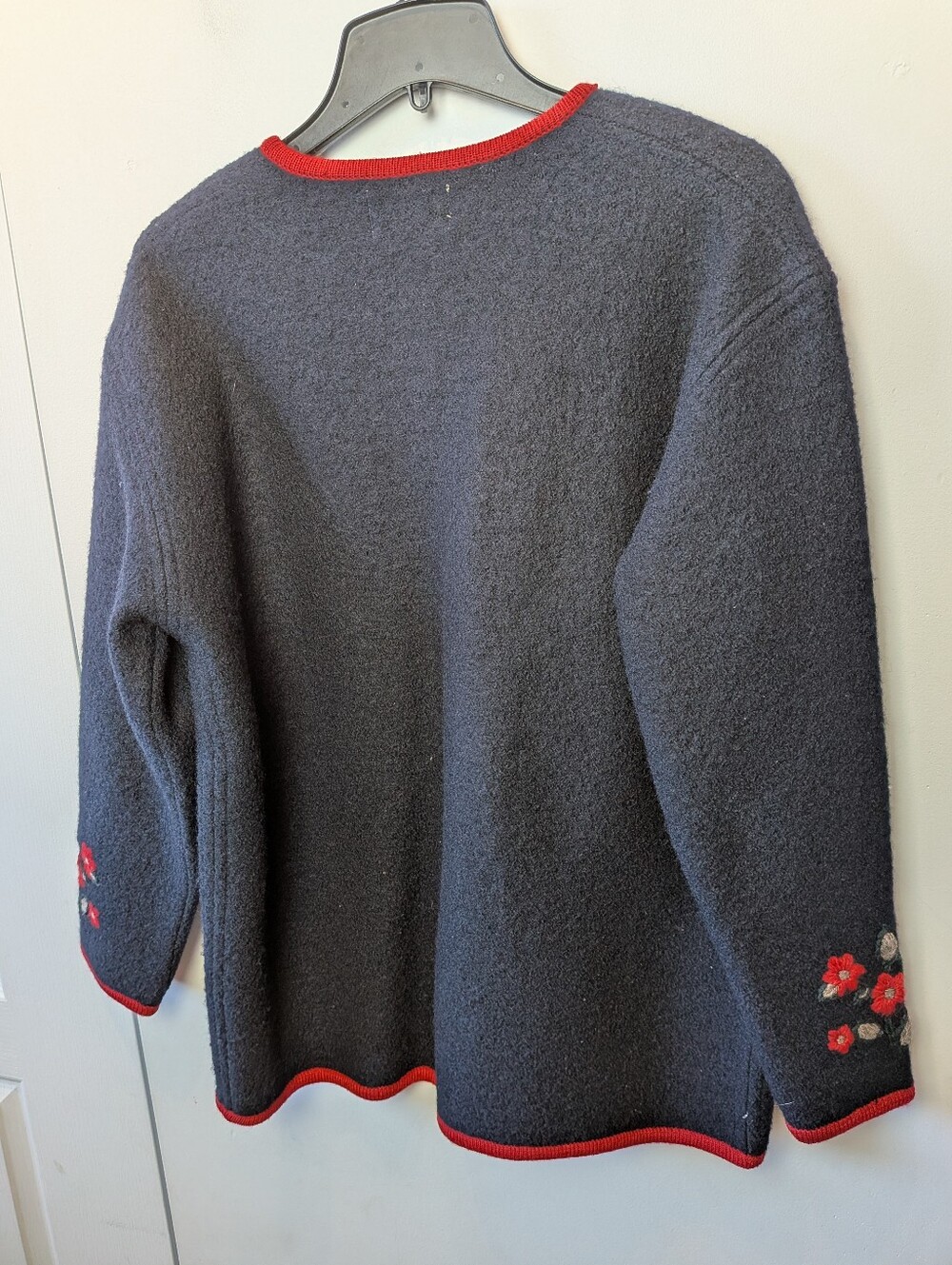 VINTAGE POINT ZERO Cardigan Women Size Large 100% Wool Granny Style Floral - Picture 6 of 9
